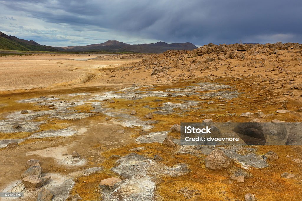 Namafjall, une région géothermique au soufre champs en Islande - Photo de Arranger libre de droits