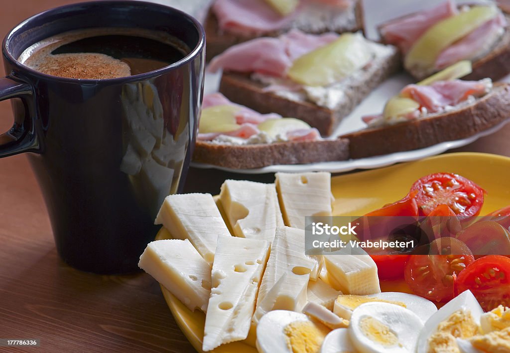 Desayuno fresco - Foto de stock de Alimento libre de derechos