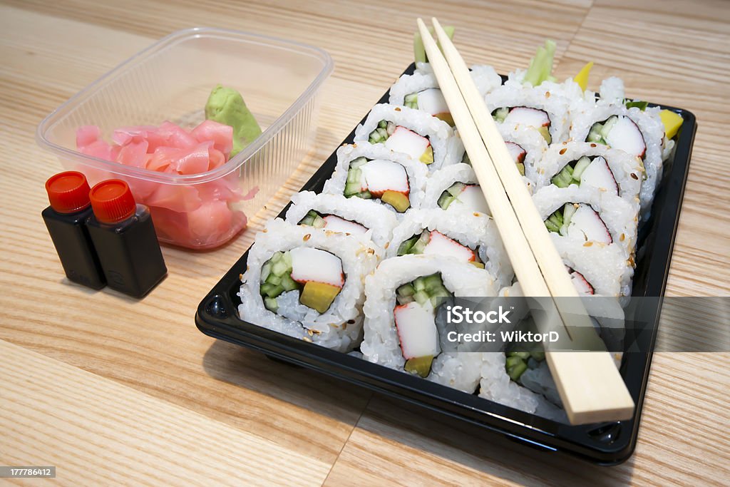Preparación de Sushi - Foto de stock de Aguacate libre de derechos