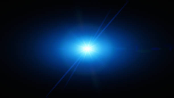 superposición de destello de lente azul sobre elemento de diseño de fondo negro - stage light flash fotografías e imágenes de stock
