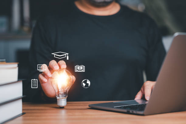istock College students can learn new ideas, improve their critical thinking skills through lesson study, collaborative approach to professional development that involves planning, teaching, observing 1777920014