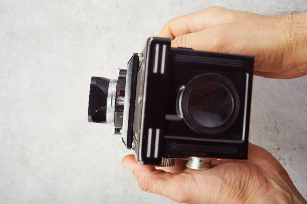 istock Taking a picture with a vintage twin lens reflex (TLR) medium format camera with waist level finder 1777983947