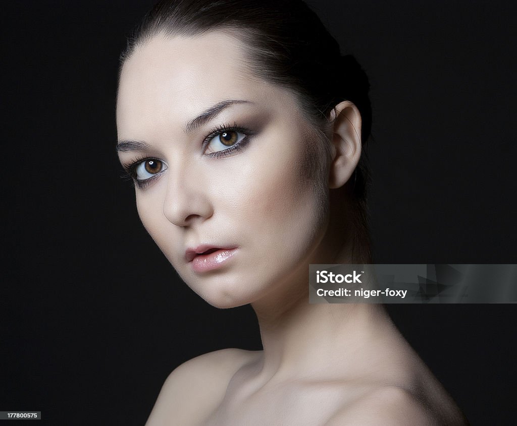 beautyl rosto de mulher com maquiagem - Foto de stock de Adulto royalty-free