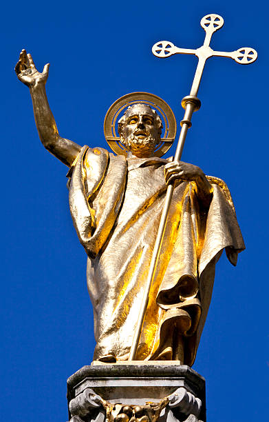 istock Saint Paul Statue at St. Pauls Cathedral in London 177800594