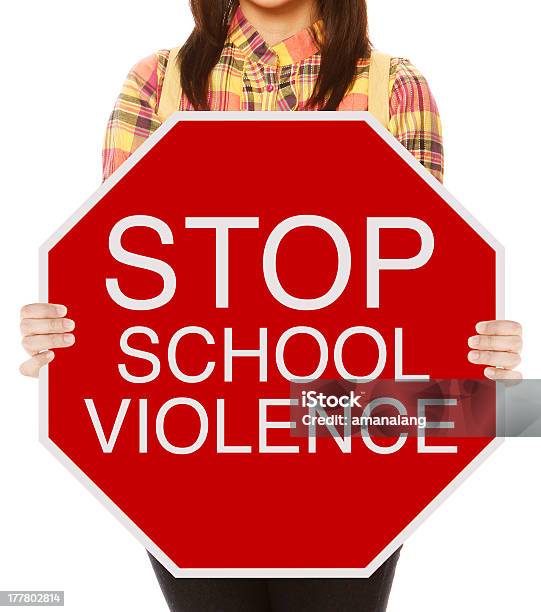 오버워터 학교 폭력물 개념에 대한 스톡 사진 및 기타 이미지 - 개념, 개념과 주제, 교육
