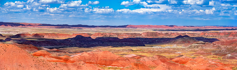 The colourful rocks of Painted Desert National Park, Arizona