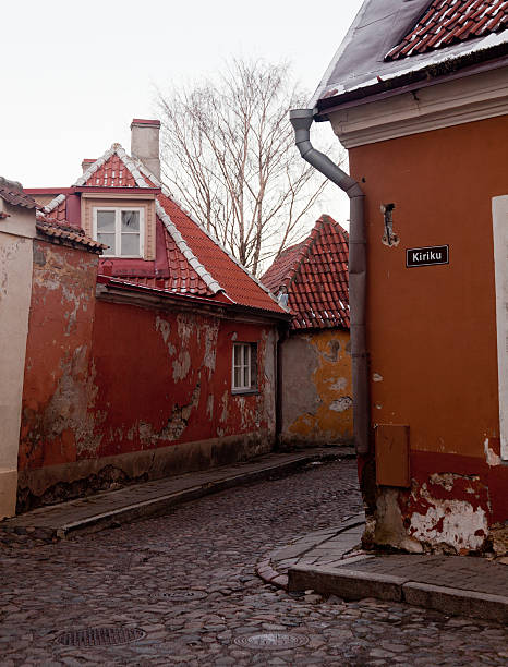istock Old house in Toompea 177809171