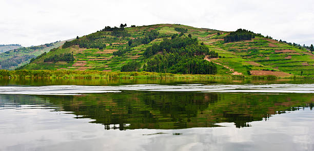 Lake Bunyonyi w Uganda, Afryka – zdjęcie