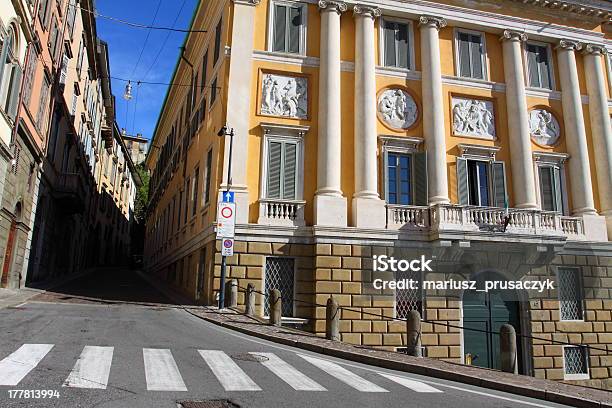 Photo libre de droit de Bergame Bâtiment En Italie banque d'images et plus d'images libres de droit de Antiquités - Antiquités, Architecture, Arranger