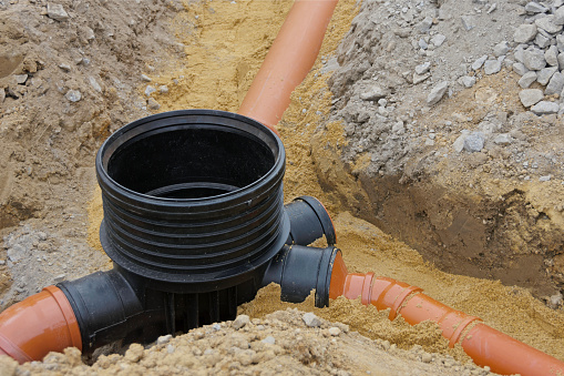 Control shaft for sewage from own home with KG pipes