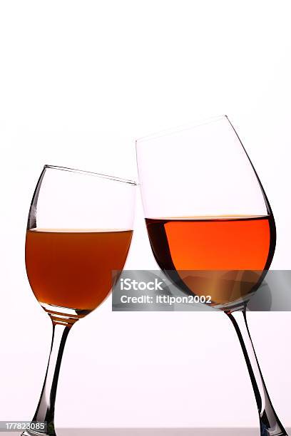 Wein Glas Stockfoto und mehr Bilder von Alkoholisches Getränk - Alkoholisches Getränk, Cabernet Sauvignon-Traube, Einzelner Gegenstand