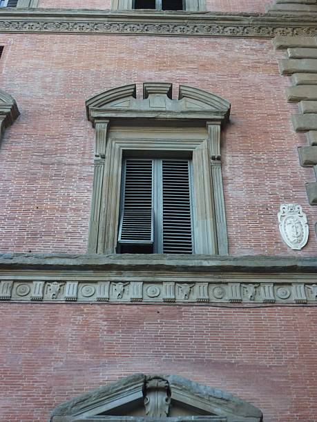 istock The always open window of Palazzo Grifoni 177827142