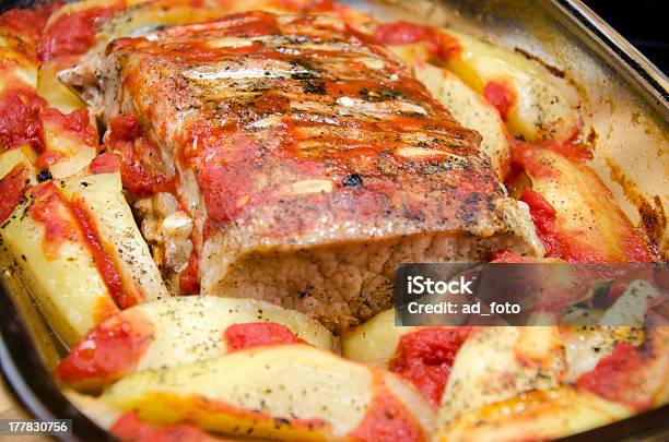 お食事豚のステーキ自家製ジャガイモ - たんぱく質のストックフォトや画像を多数ご用意 - たんぱく質, オーガニック, クローズアップ