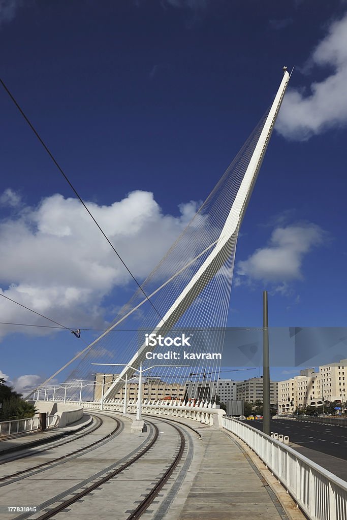 Le pont qui doivent passer un tramway - Photo de Industrie du bâtiment libre de droits