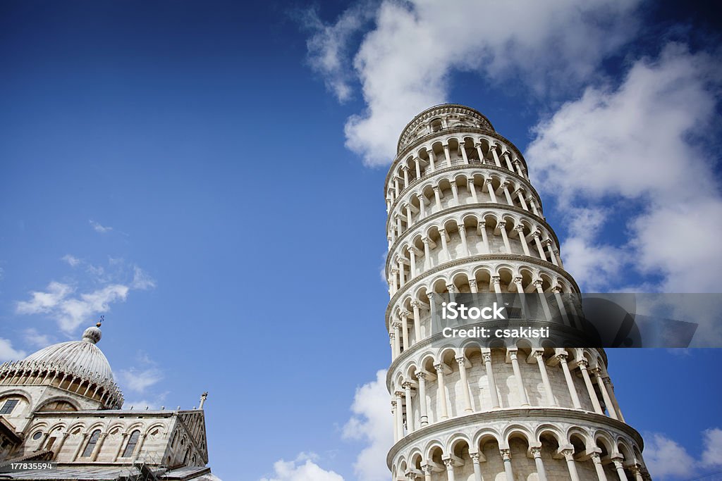 Torre de Pisa, Itália - Royalty-free Alto - Descrição Física Foto de stock