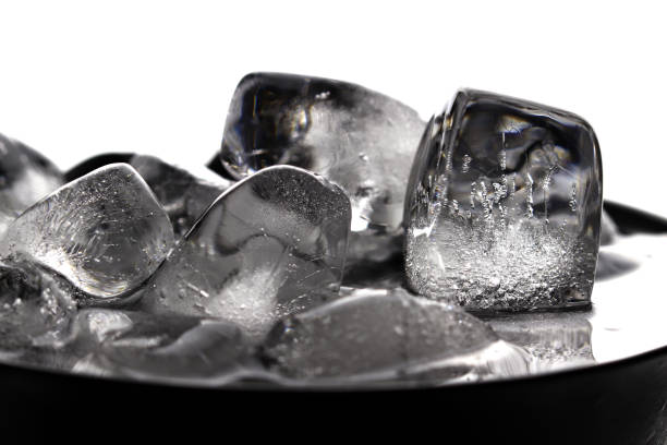 istock Black bowl filled to the brim with ice 1778362506