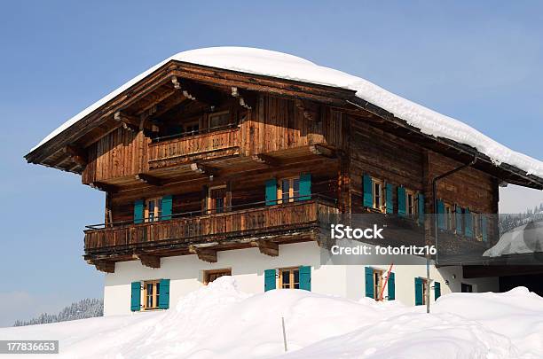 Foto de Áustria Tirol e mais fotos de stock de Arquitetura - Arquitetura, Casa, Casa de fazenda