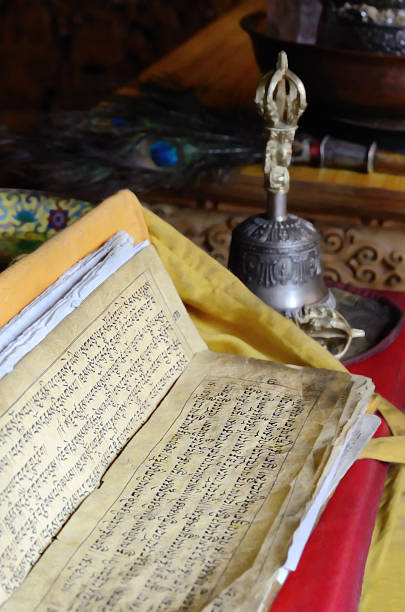monges texto - tibetan script - fotografias e filmes do acervo