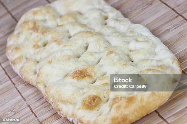 Итальянский Focaccia — стоковые фотографии и другие картинки Фокачча - Фокачча, Базилик, Без людей