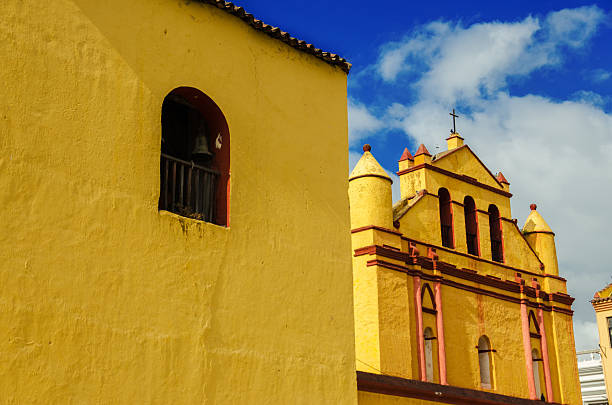 istock Yellow Colonial Church 177842447