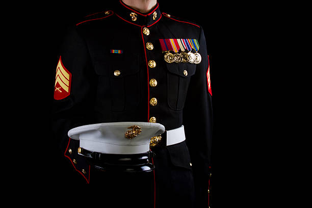 marine sgt abito blu uniforme - marines foto e immagini stock