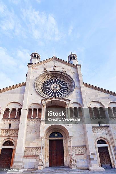 Front View Of Modena Cathedral Italy Stock Photo - Download Image Now - Ancient, Architecture, Autumn