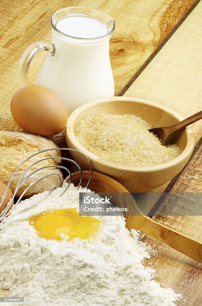 Preparazione Impasto per il pane - Foto stock royalty-free di Acciaio inossidabile