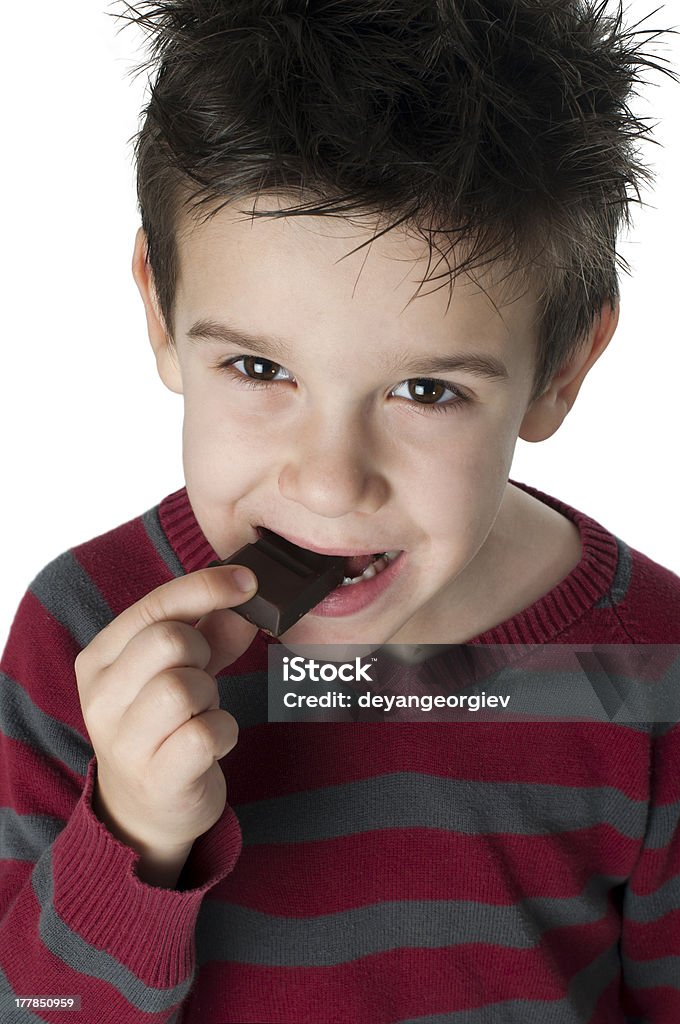 Sorridente criança comer o chocolate - Royalty-free Antioxidante Foto de stock