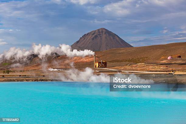 Elektrownia Geotermalna I Jasne Turkusowe Jeziora W Islandii - zdjęcia stockowe i więcej obrazów Bez ludzi