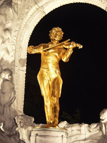 Johan Strauss statue in Vienna