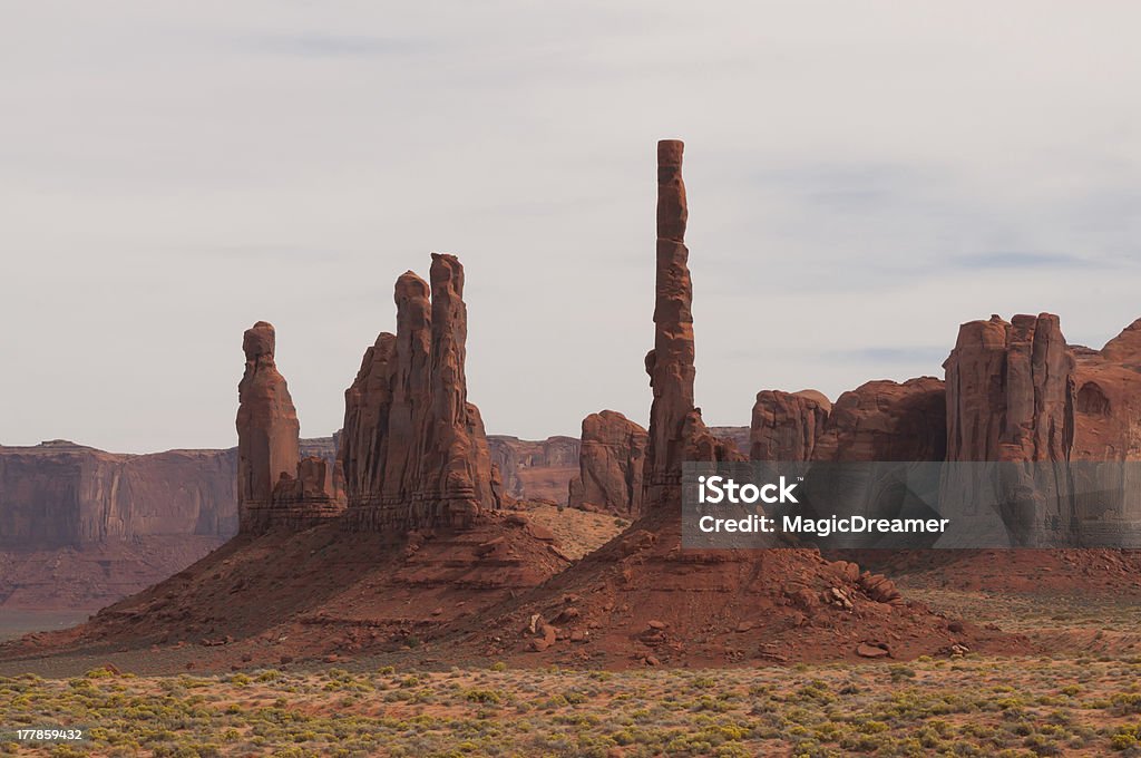 Парк племени Навахо Долина Монументов - Стоковые фото Аборигенная культура роялти-фри