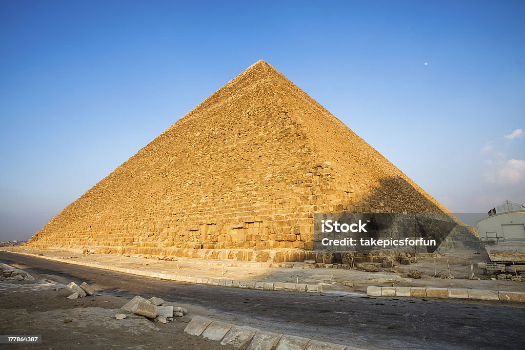 Piramide di Cheope - Foto stock royalty-free di Ambientazione esterna