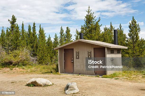 公衆トイレ - キャンプするのストックフォトや画像を多数ご用意 - キャンプする, コロラド州, 駐車場