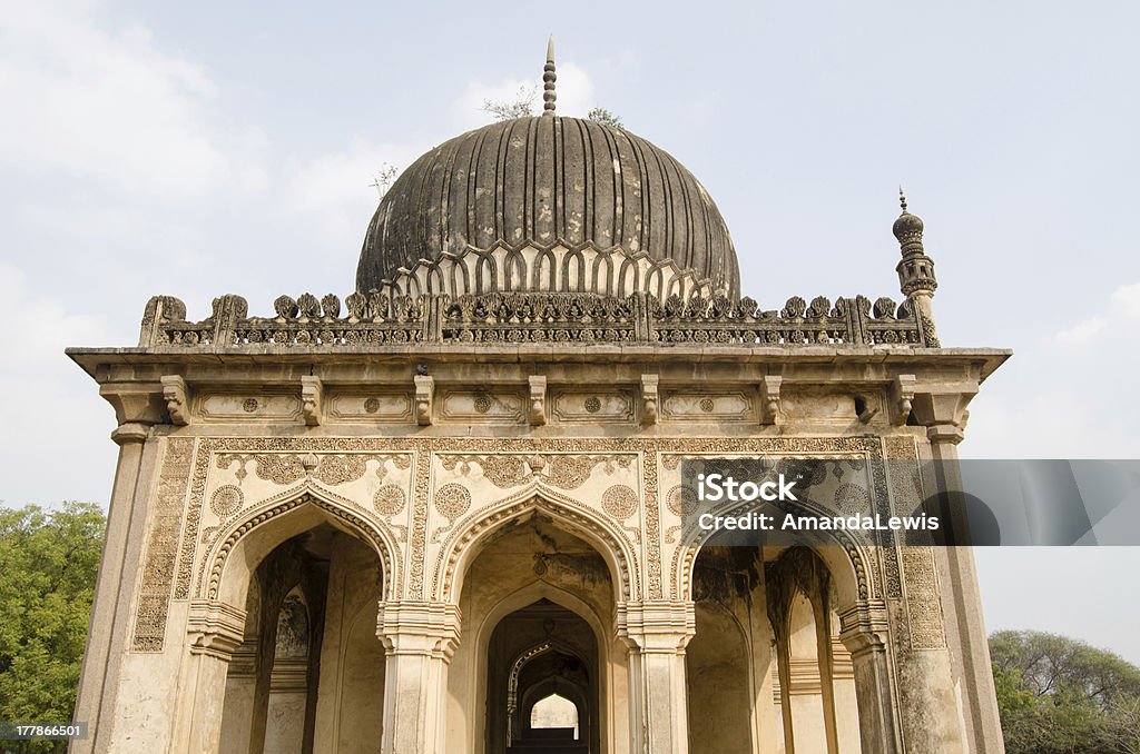 Túmulo fachada, Golconda - Foto de stock de Andhra Pradesh royalty-free