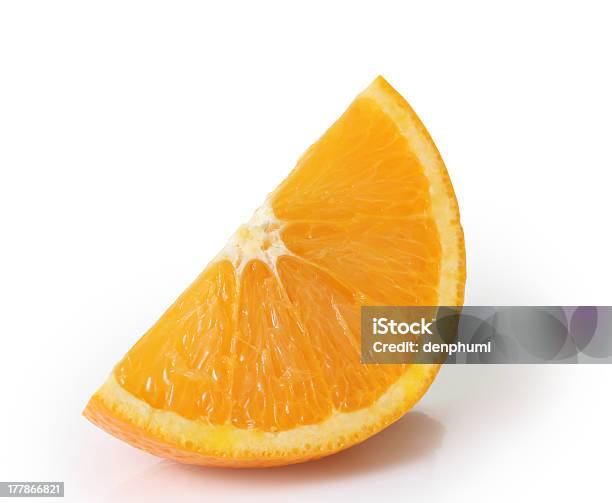 Plasterek Pomarańczy - zdjęcia stockowe i więcej obrazów Bez ludzi - Bez ludzi, Białe tło, Cztery przedmioty