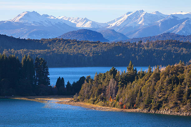 осень в горы патагонии - bariloche argentina andes autumn стоковые фото и изображения