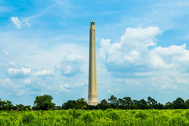 istock Gorgeous view of The San Jacinto Monument 177897341