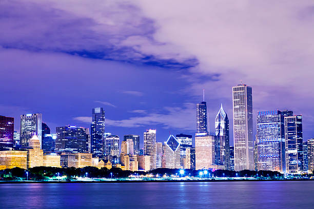 istock Chicago Downtown At Summer Night 177938617