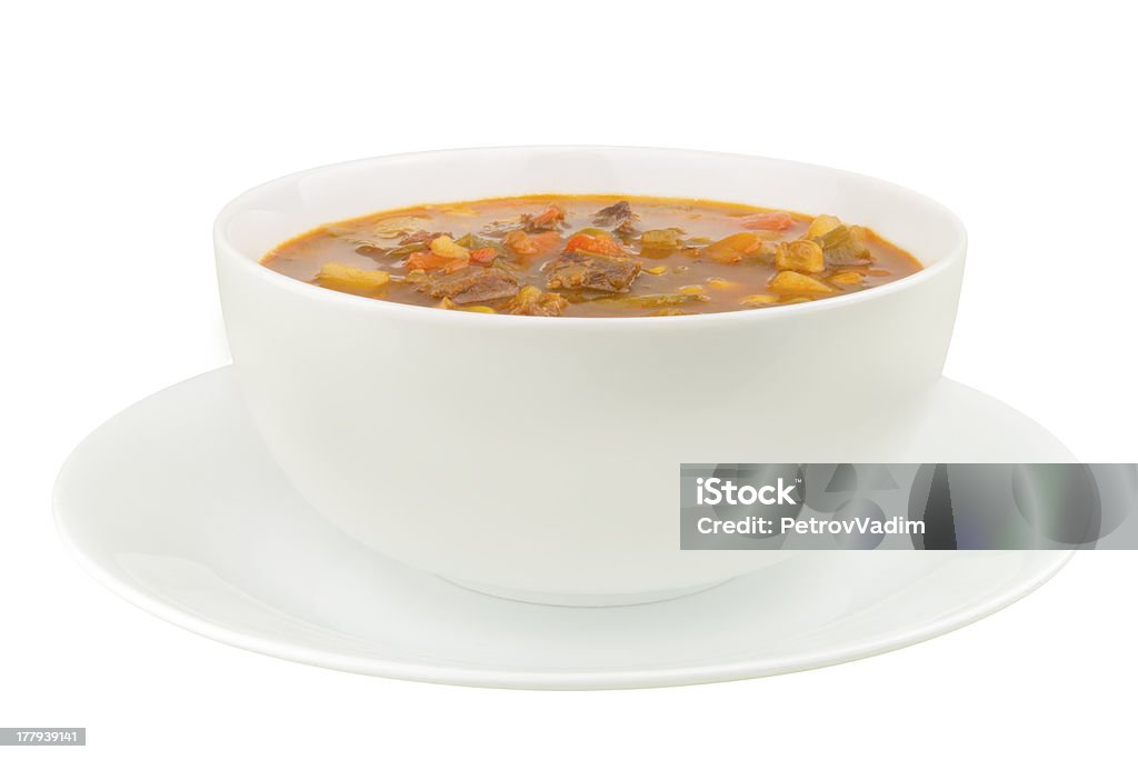 Tigela de Sopa de carne de bovino de legumes em um fundo branco - Royalty-free Cevada Foto de stock