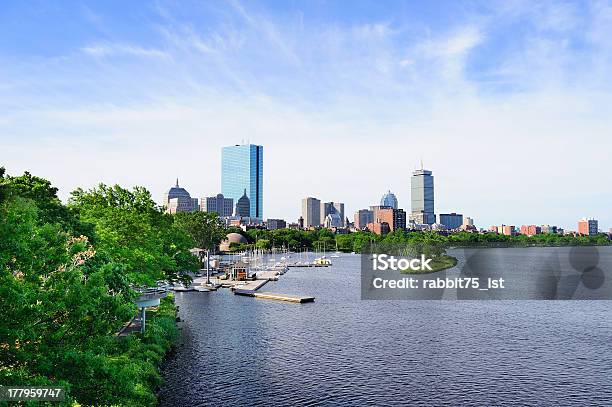 Horizonte De Boston Foto de stock y más banco de imágenes de Boston - Massachusetts - Boston - Massachusetts, Primavera - Estación, Ciudad