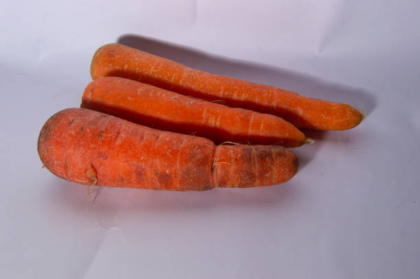 One of the functions of carrots is as a good source of several vitamins and minerals, especially vitamin A, biotin, vitamin K1, potassium and vitamin B6. Apart from that, carrots are also rich in beta-carotene.