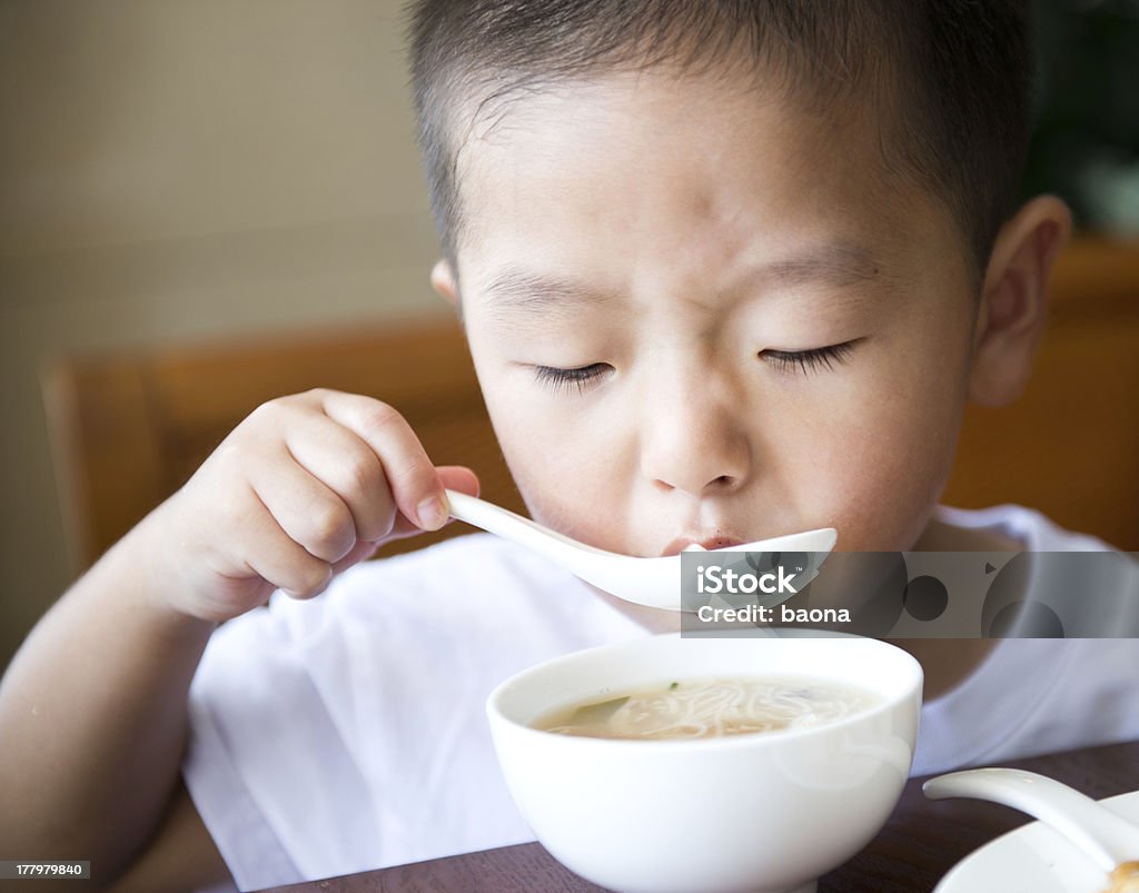 아침 식사 - 로열티 프리 2-3 살 스톡 사진