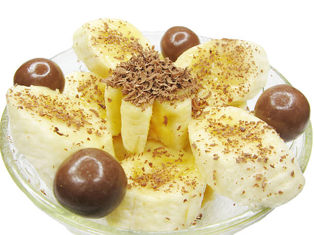 istock fruit banana dessert with yogurt and chocolate 178002846