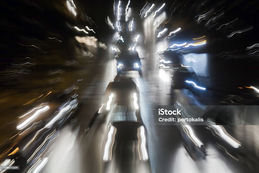 Carros em movimento na noite - Foto de stock de Azul royalty-free