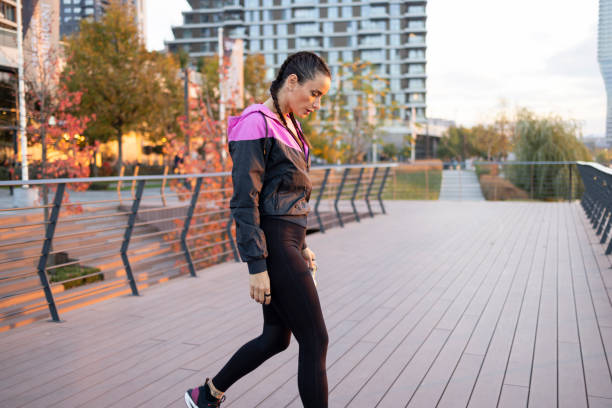 istock Young fit woman focusing between two workouts 1780162413