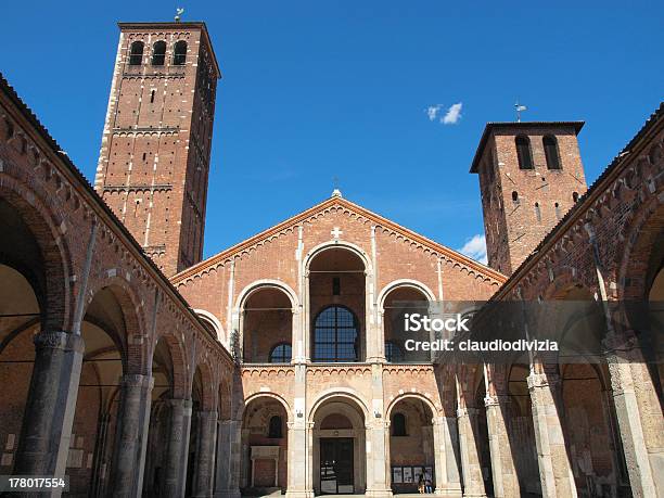 Foto de Igreja De Sant Ambrogio Milão e mais fotos de stock de Church of Sant'Ambrogio - Church of Sant'Ambrogio, Abadia - Mosteiro, Arquitetura