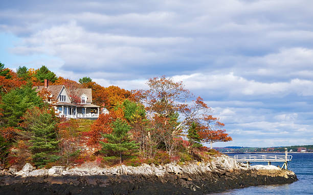 istock Autumn colors on the coastal New England 178030341