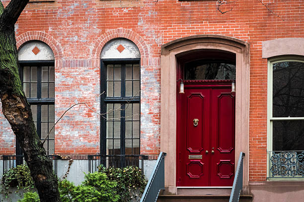 istock Apartment building, Manhattan, New York City 178033145