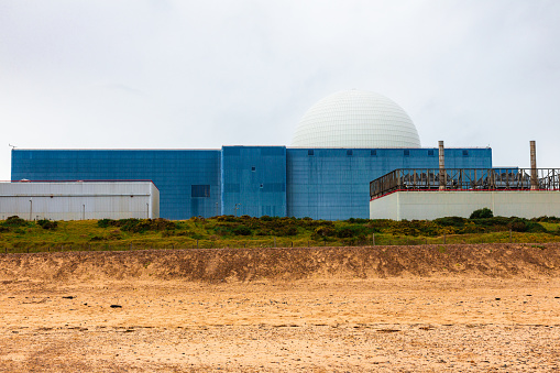 Color image depicting the architecture of a nuclear power plant in southeast England.