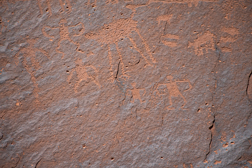 Pu‘uloa Petroglyphs images in the harden lava.\n\ncupules or holes, motifs of circles, other geometric as well as cryptic designs, human representations known as anthropomorphs, canoe sails, turtles and others